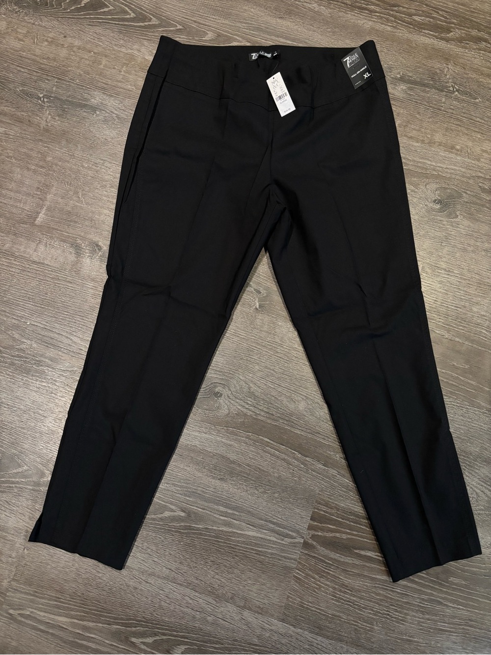 NWT 7th Ave Design New York & Company Black Ankle Pants